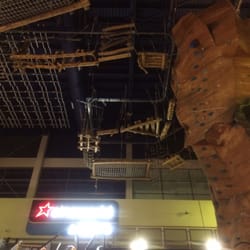 Xscape Yorkshire - Over head walkway