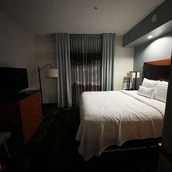 Fairfield by Marriott Inn & Suites Santa Cruz - Capitola - Hotels Near Me - Capitola, California Fairfield by Marriott Inn & Suites Santa Cruz - Capitola - Hotels Near Me - Capitola, California