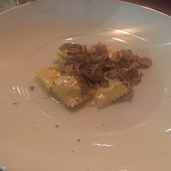 Le Comptoir - House made ricotta ravioli, burgundy truffles - New American Near Me - Los Angeles, California Le Comptoir - House made ricotta ravioli, burgundy truffles - New American Near Me - Los Angeles, California