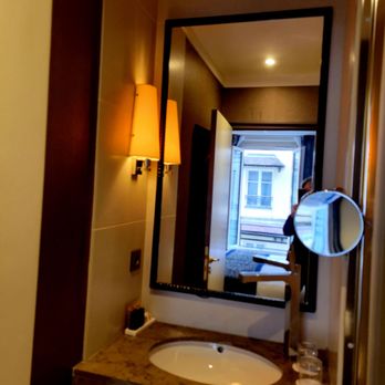 Le Chaplain - Hotels Near Me - Paris, 75