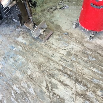 Speedy Floor Removal - a man working on a machine - Flooring Near Me - Keystone Heights, Florida