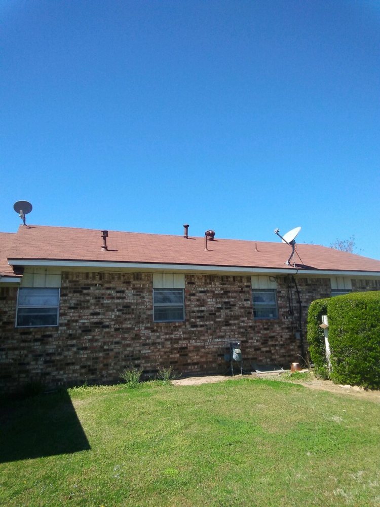 Slide of William Joles Roofing & Painting