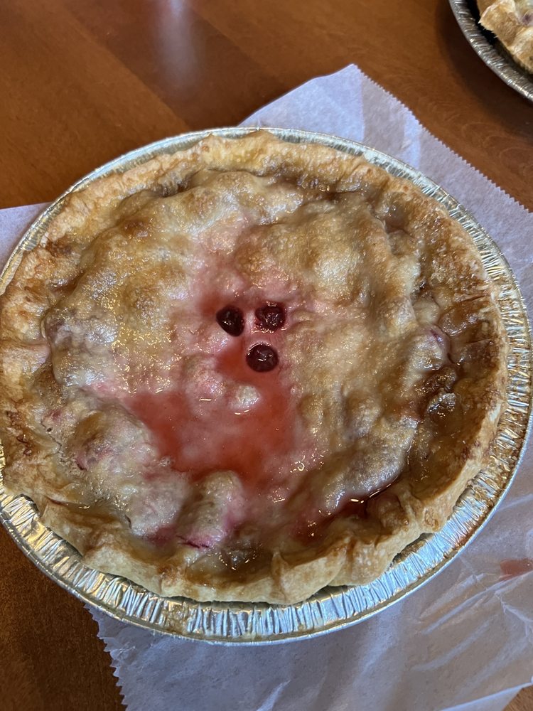 THE PIE GUY Updated September 2024 10 Photos 882 Middle Rd