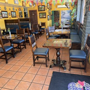 El Antojo Poblano - Dining room - Mexican Near Me - Tucson, Arizona