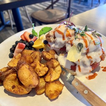 Surisan - Country Benedict - Korean Near Me - San Francisco, California Surisan - Country Benedict - Korean Near Me - San Francisco, California