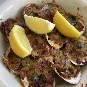 Lazy Days Restaurant - Baked clams - Seafood Near Me - Islamorada, Florida Lazy Days Restaurant - Baked clams - Seafood Near Me - Islamorada, Florida