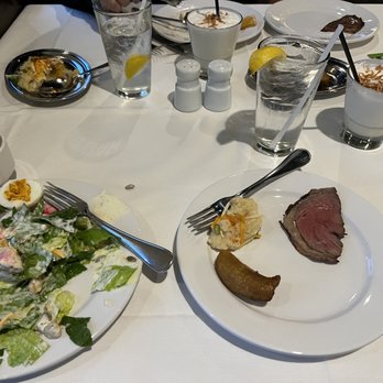 Gaucho Urbano - Meal - Steakhouses Near Me - Pigeon Forge, Tennessee Gaucho Urbano - Meal - Steakhouses Near Me - Pigeon Forge, Tennessee