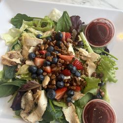 McAlister's Deli - Pecan salad