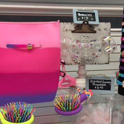 Ellie Mae's Closet - We carry unique new boutique items as well