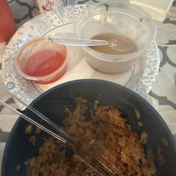 Rice Stop - I had general tso, fried rice, wonton soup and egg roll. My fam bam had sweet and sour chicken. - Bubble Tea Near Me - Hutto, Texas Rice Stop - I had general tso, fried rice, wonton soup and egg roll. My fam bam had sweet and sour chicken. - Bubble Tea Near Me - Hutto, Texas