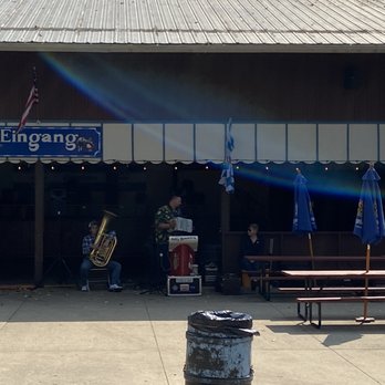 Oktoberfest Milwaukee - live music 2020 - Lounges Near Me - Glendale, Wisconsin Oktoberfest Milwaukee - live music 2020 - Lounges Near Me - Glendale, Wisconsin
