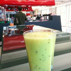 Virgin Active - Frullato kiwi e ananas al virgin cafè