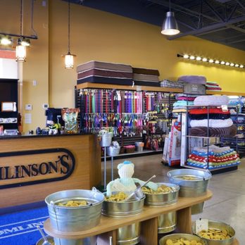 Tomlinson's - Pet Stores Near Me - New Braunfels, Texas