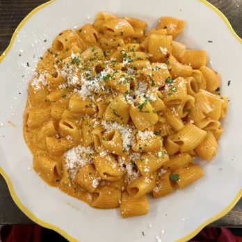 Trattoria Da Sofia - Spicy Rigatoni with Vodka Sauce - Italian Near Me - San Diego, California Trattoria Da Sofia - Spicy Rigatoni with Vodka Sauce - Italian Near Me - San Diego, California