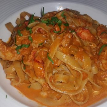 Peppercorn's Grill - Linguini with lobster in a tomato and roasted pepper sauce. - Italian Near Me - Hartford, Connecticut Peppercorn's Grill - Linguini with lobster in a tomato and roasted pepper sauce. - Italian Near Me - Hartford, Connecticut