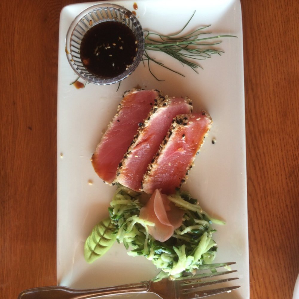 Ray's Café - Yellow tail sashimi...yum! - Seafood Near Me - Seattle, Washington