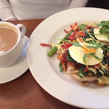 Garden Breakfast Cafe - Vegetarian Benedict - British Near Me - London, XGL Garden Breakfast Cafe - Vegetarian Benedict - British Near Me - London, XGL