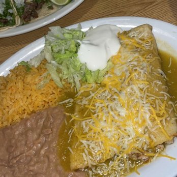 Mama’s Kitchen Mexican Food - Chicken enchiladas, rice and beans! - Tacos Near Me - Everett, Washington Mama’s Kitchen Mexican Food - Chicken enchiladas, rice and beans! - Tacos Near Me - Everett, Washington