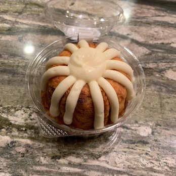 Nothing Bundt Cakes - Blueberry Bliss bundtlette - Bakeries Near Me - Westminster, California
