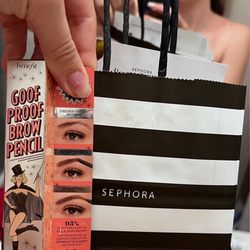 SEPHORA at Kohl's - Benefit Goof Proof Brow Pencil in 3.75(Warm Medium Brown). Long-lasting brow-filling/ shaping pencil, easy to use & has spoolie-brush!