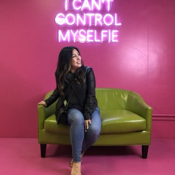 Original Selfie Museum - Art Museums Near Me - Seattle, Washington