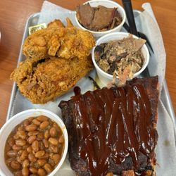 Sooey's BBQ & Rib Shack - Corolla - Sooey's Sampler