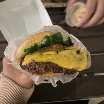 Shake Shack Winter Park - Burgers Near Me - Winter Park, Florida Shake Shack Winter Park - Burgers Near Me - Winter Park, Florida