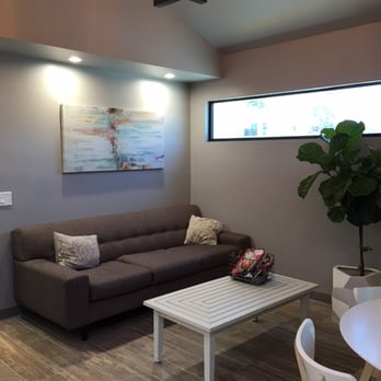 Apex Endodontics - Waiting Room - Endodontists Near Me - Anaheim, California