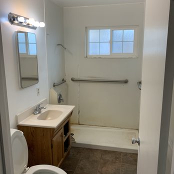Ranch Hands Construction - Ugly Bathroom Before - General Contractors Near Me - Carmel-by-the-Sea, California Ranch Hands Construction - Ugly Bathroom Before - General Contractors Near Me - Carmel-by-the-Sea, California