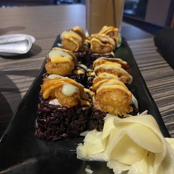 Wok n Fire STC - Black Widow roll - Sushi Bars Near Me - St Charles, Illinois