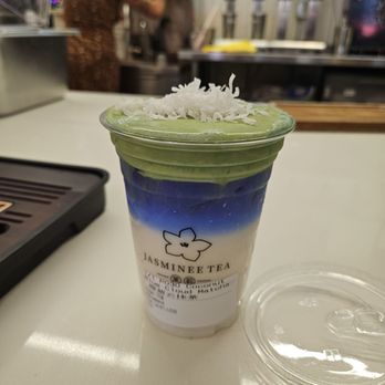 Molly Jasmine Tea Shoppe - Coconut Blue Cloud Matcha - Juice Bars & Smoothies Near Me - Davis, California Molly Jasmine Tea Shoppe - Coconut Blue Cloud Matcha - Juice Bars & Smoothies Near Me - Davis, California