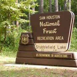 Stubblefield Lake Recreation Area - Entrance on FSR 215 (Stubblefield Lake Road)