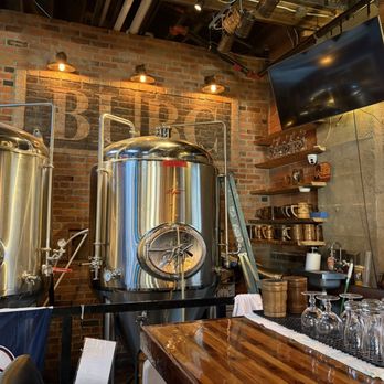 Black Label Brewing Company - Breweries Near Me - Spokane, Washington