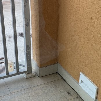 Residence Inn by Marriott - Dirty balcony.. gross peeling paint ! - Hotels Near Me - Daytona Beach, Florida