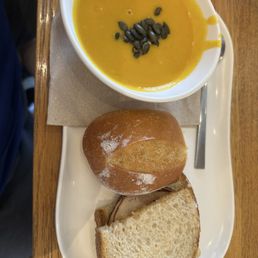 Autumn Squash Soup Turkey & Cheddar Sandwich Autumn Squash Soup Turkey & Cheddar Sandwich