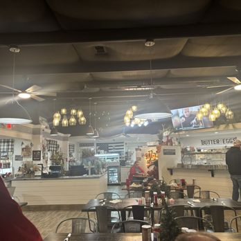 Twin Oaks - American Near Me - Savannah, Tennessee