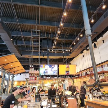 Chapter 11 Brewpub & Smokehouse - Barbeque Near Me - Brandon, Florida