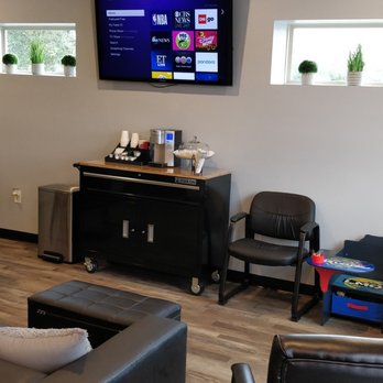 St. Cloud Auto Service - Waiting Area - Auto Repair Near Me - Saint Cloud, Florida St. Cloud Auto Service - Waiting Area - Auto Repair Near Me - Saint Cloud, Florida