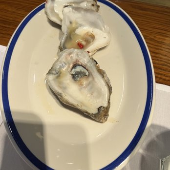 Hudson House - Oysters - American Near Me - Dallas, Texas Hudson House - Oysters - American Near Me - Dallas, Texas
