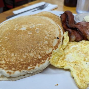 Carolyn's Cafe - Combination B - Cafes Near Me - Hungry Horse, Montana