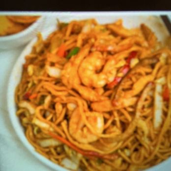 Great Wall Chinese Restaurant - House special lo Mein tastes good - Chinese Near Me - Danville, Illinois Great Wall Chinese Restaurant - House special lo Mein tastes good - Chinese Near Me - Danville, Illinois