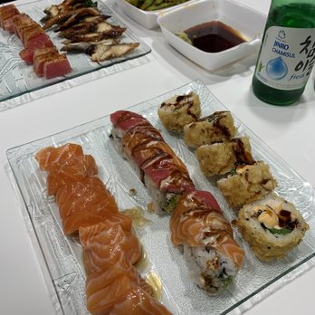 J Sushi Brea - Super Smash, Mango Tango roll, salmon, seared tuna, and eel sashimi and spicy garlic edamame. - Japanese Near Me - Brea, California J Sushi Brea - Super Smash, Mango Tango roll, salmon, seared tuna, and eel sashimi and spicy garlic edamame. - Japanese Near Me - Brea, California