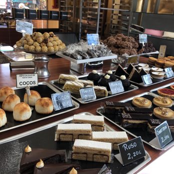 Pastelería Oiartzun - Pastry heaven! - Bakeries Near Me - Donostia / San Sebastián, SS