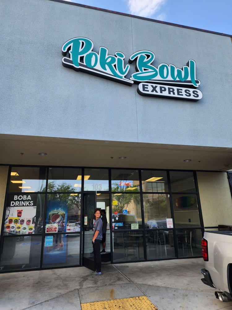 POKI BOWL EXPRESS Updated September 2024 156 Photos & 216 Reviews 6127 E Kings Canyon Rd