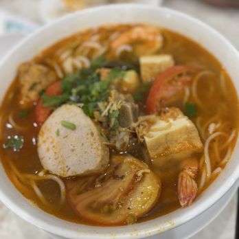 Pho Que Huong - Vietnamese Near Me - Honolulu, Hawaii
