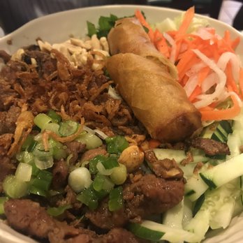 Pho 777 - Vermicelli with bbq pork and egg roll. - Vietnamese Near Me - Chicago, Illinois