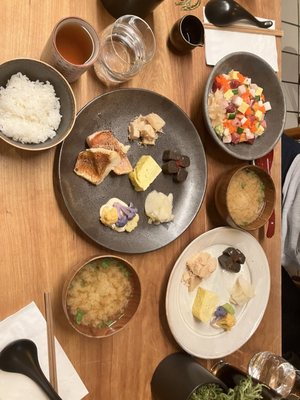 OKONOMI / YUJI Ramen Manhattan by null