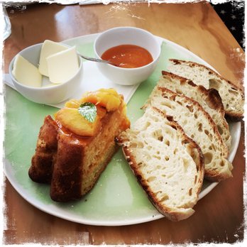 Casa e Bottega - Bread with butter plate (sometimes includes fresh cake) - Gluten-Free Near Me - Positano, SA