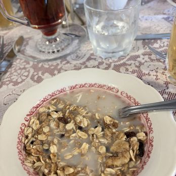 Julian Gold Rush Hotel - Granola 7/27/26 - Hotels Near Me - Julian, California Julian Gold Rush Hotel - Granola 7/27/26 - Hotels Near Me - Julian, California