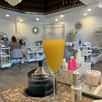 Vibrant Nails & Lashes - Mani pedi with a mimosa - Nail Salons Near Me - Berkeley, California